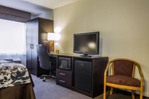 Sleep Inn Airport image 16