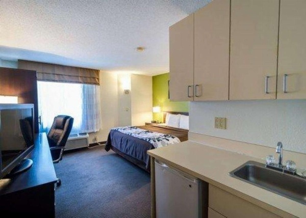 Sleep Inn Airport image 18